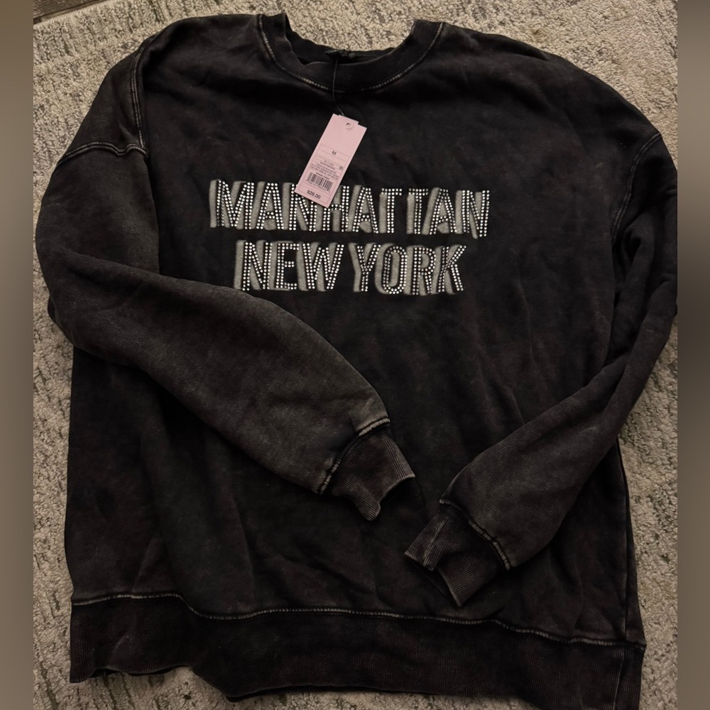 Black Manhattan New York Sweater